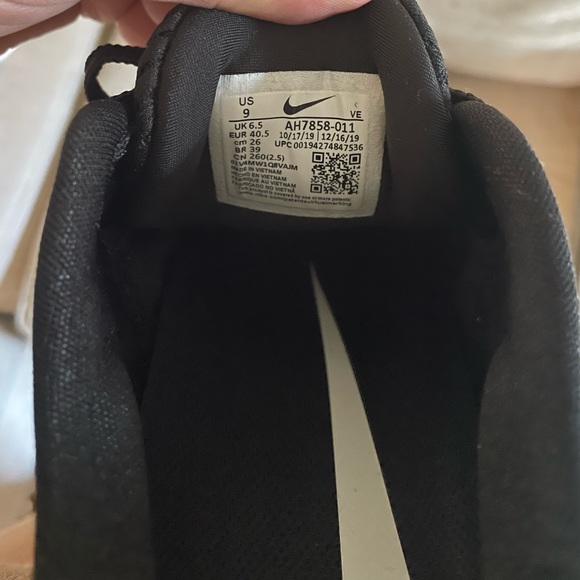 NIKE Women’s Running Sneakers - Picture 3 of 3